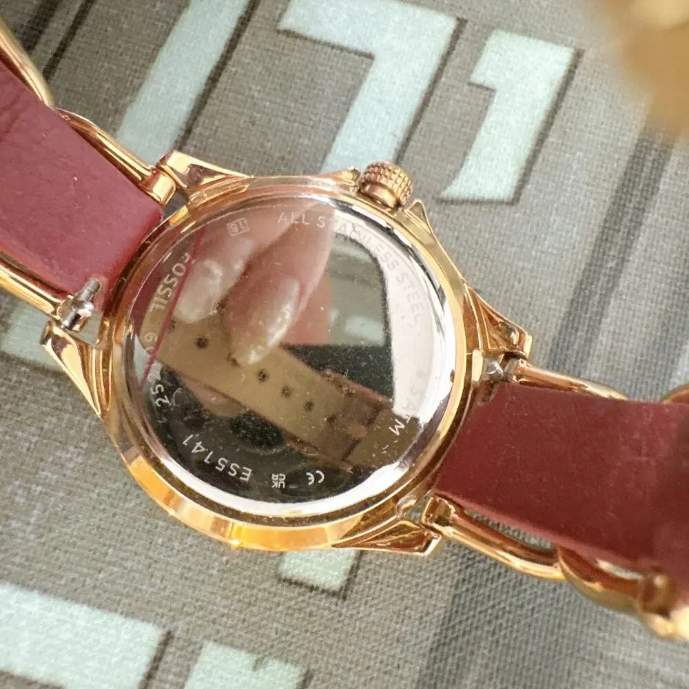 Fossil ES5141 Women Watch Burgundy Dial Crystal Bezel Quartz Leather Wristwatch